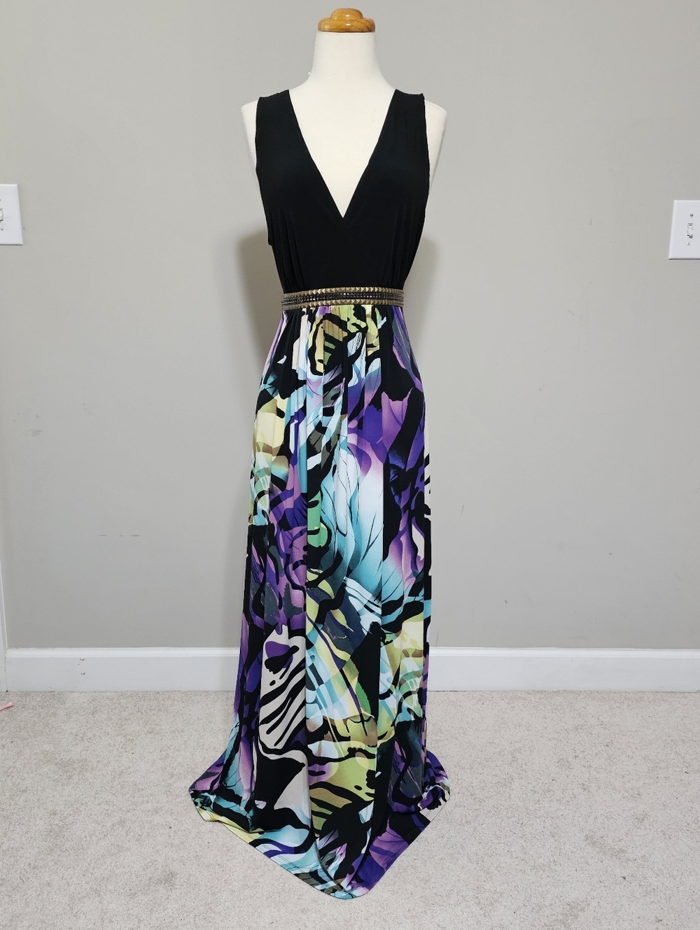 Roz & Ali Gold Metallic Pleated Maxi Dress 14